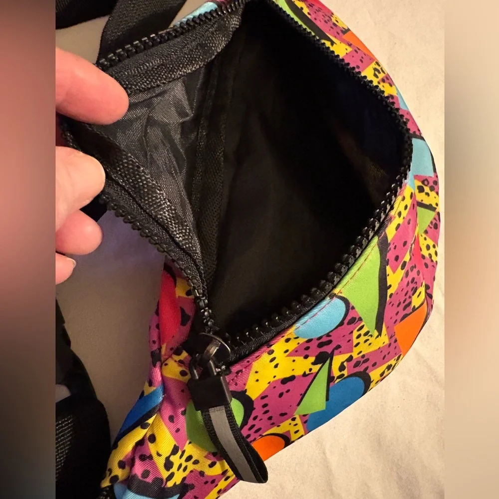 Colorful Geometric Pattern Fanny Pack - Picture 2 of 4